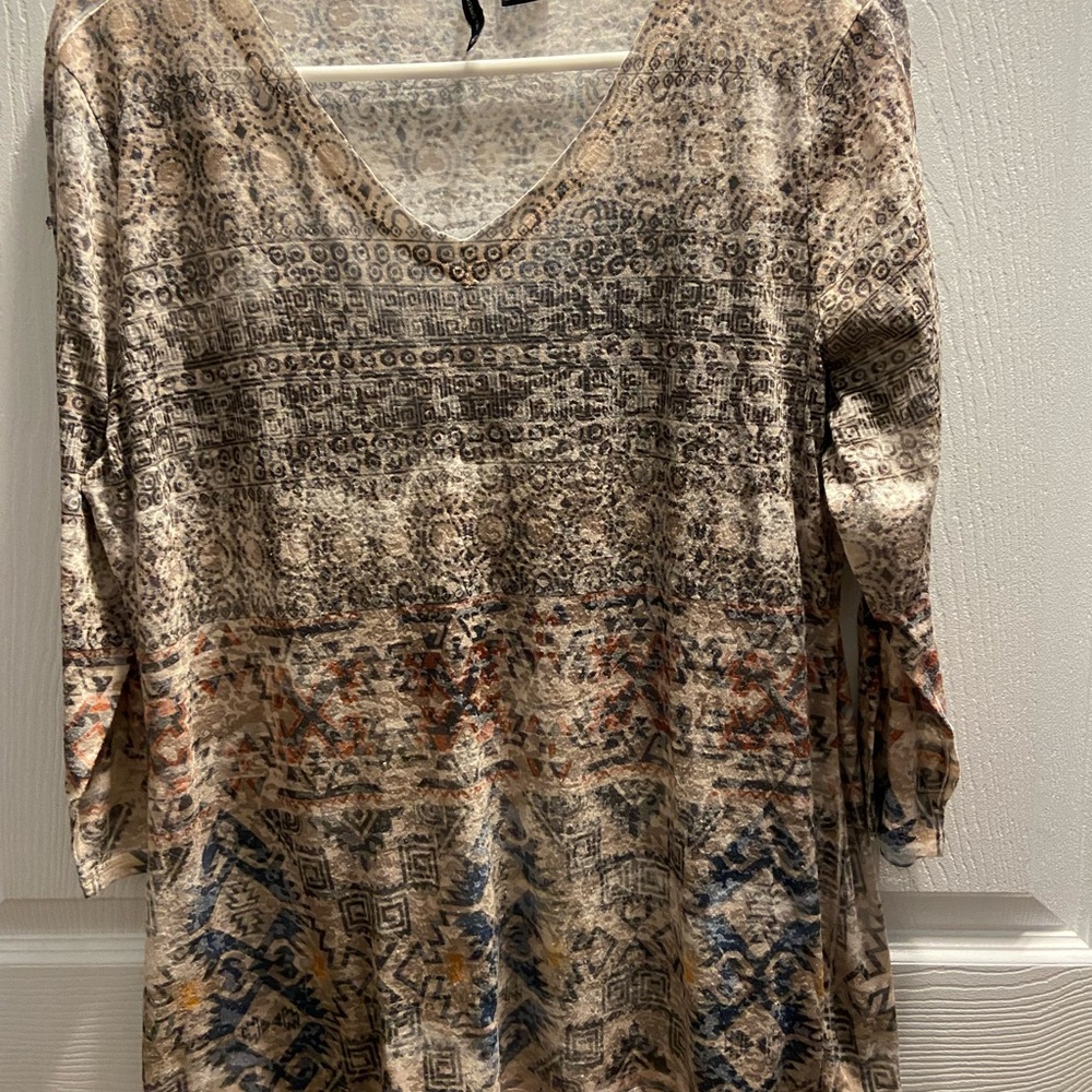 New Directions Earthy Patterned V-Neck Tunic